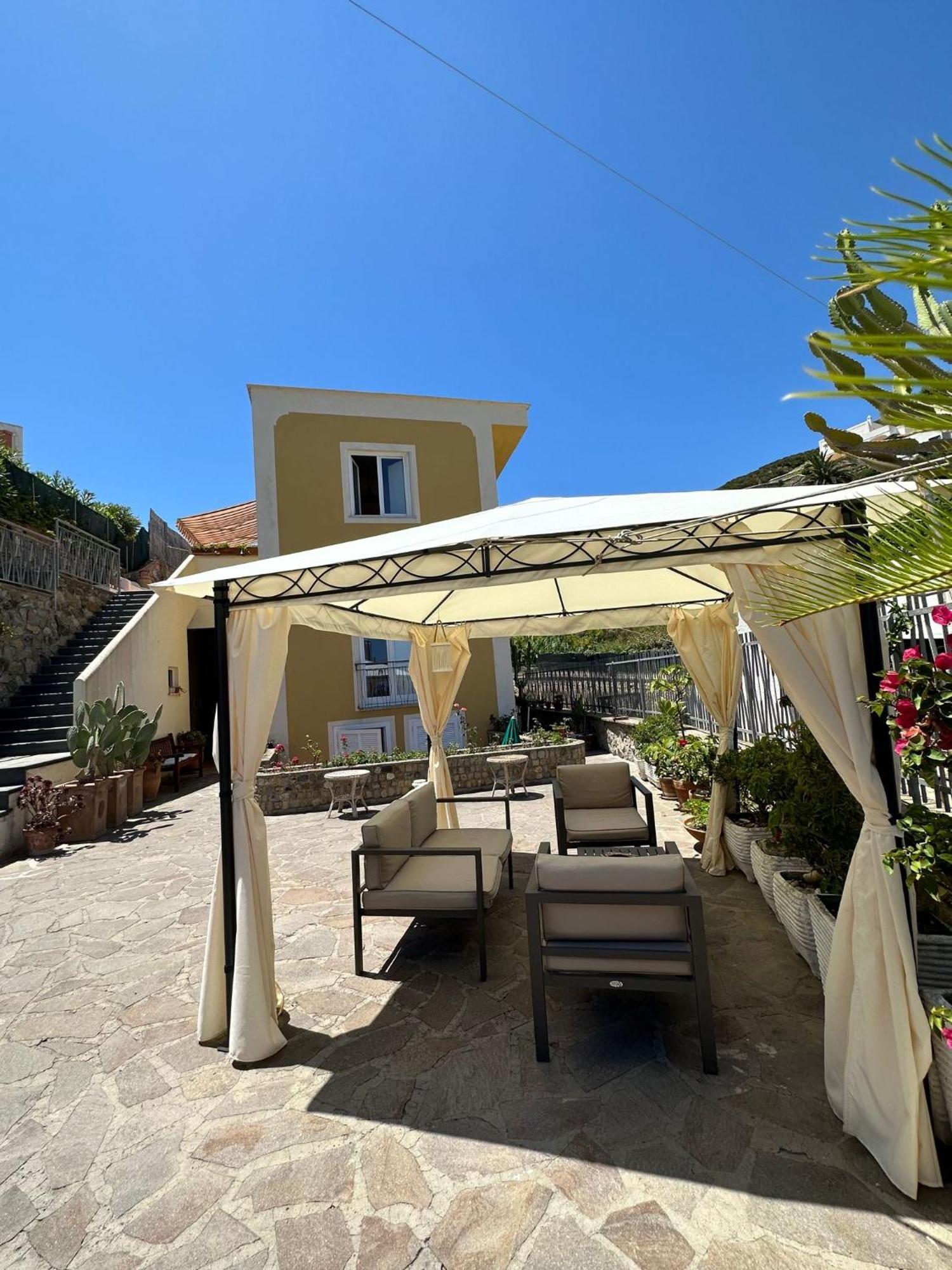 Ponza Inn- Casa Giovanna Bagian luar foto